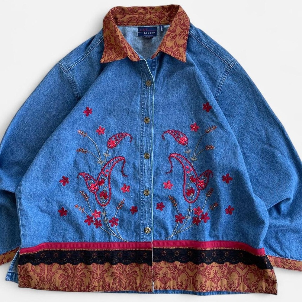 Vintage CST Blues Embellished Denim Jacket Red Floral Embroidery Lace Detail